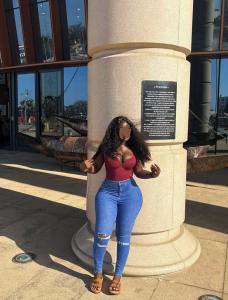 624244428: Chica busca chico en Madrid