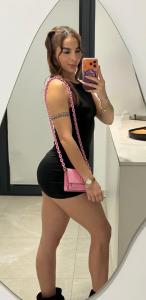 672817529: Chica busca chico en Alicante