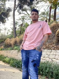 614763132: Chico busca chica en Alicante