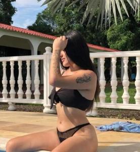 627806843: Chica busca chico en Cádiz