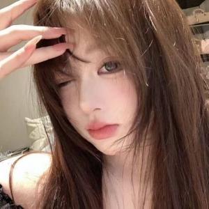 634833137: Chica busca chico en Barcelona