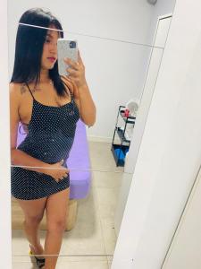 613225644: Chica busca chico en Madrid