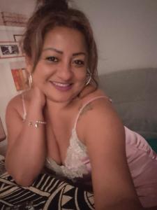 610708510: Chica busca chico en Valencia