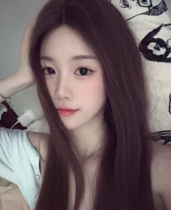 688539558: Chica busca chico en Madrid