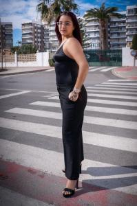 670345616: Chica busca chico en Valencia