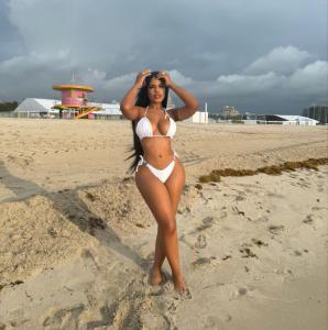 683638044: Chica busca chico en Guipúzcoa