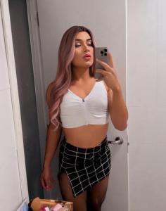 613275192: Transexual en Málaga