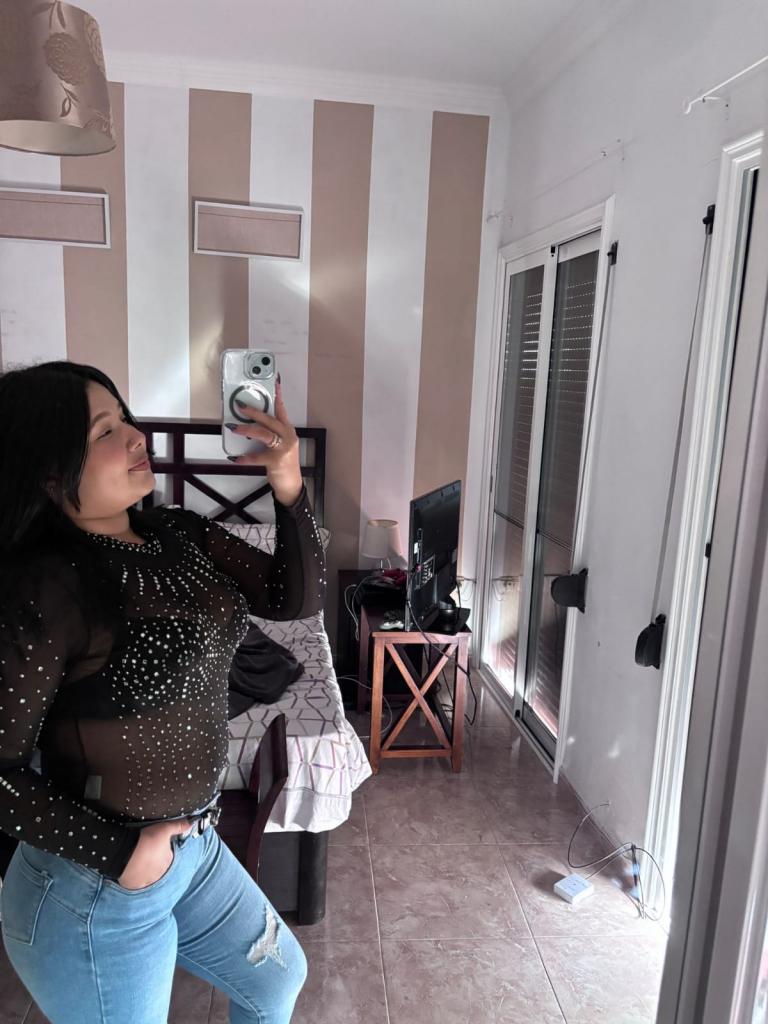 Chica busca chico en Tenerife: 