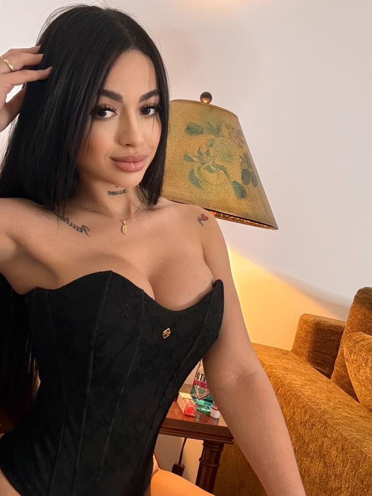 Chica busca chico en Cádiz: 