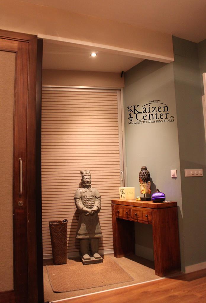 Chico busca chica en Cádiz: 