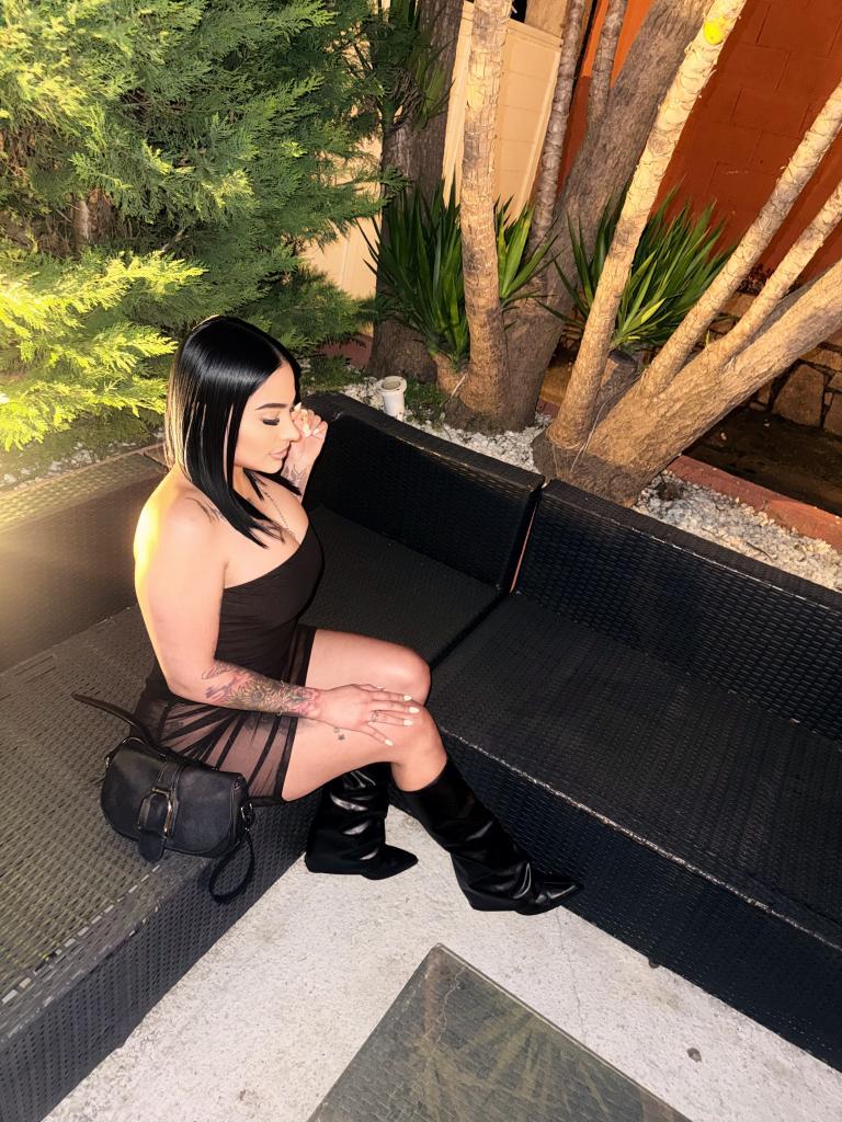 602357858: Chica busca chico en La Coruña