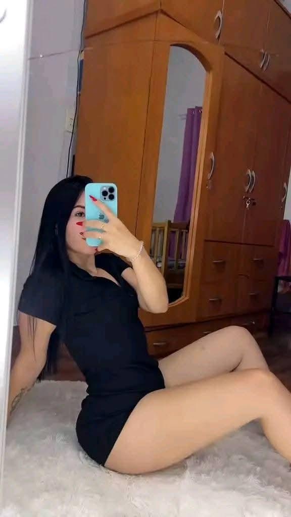 Chica busca chico en Granada: 