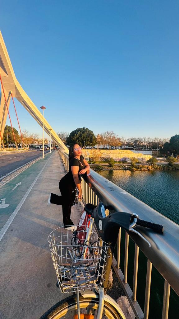 Chica busca chico en Sevilla: 