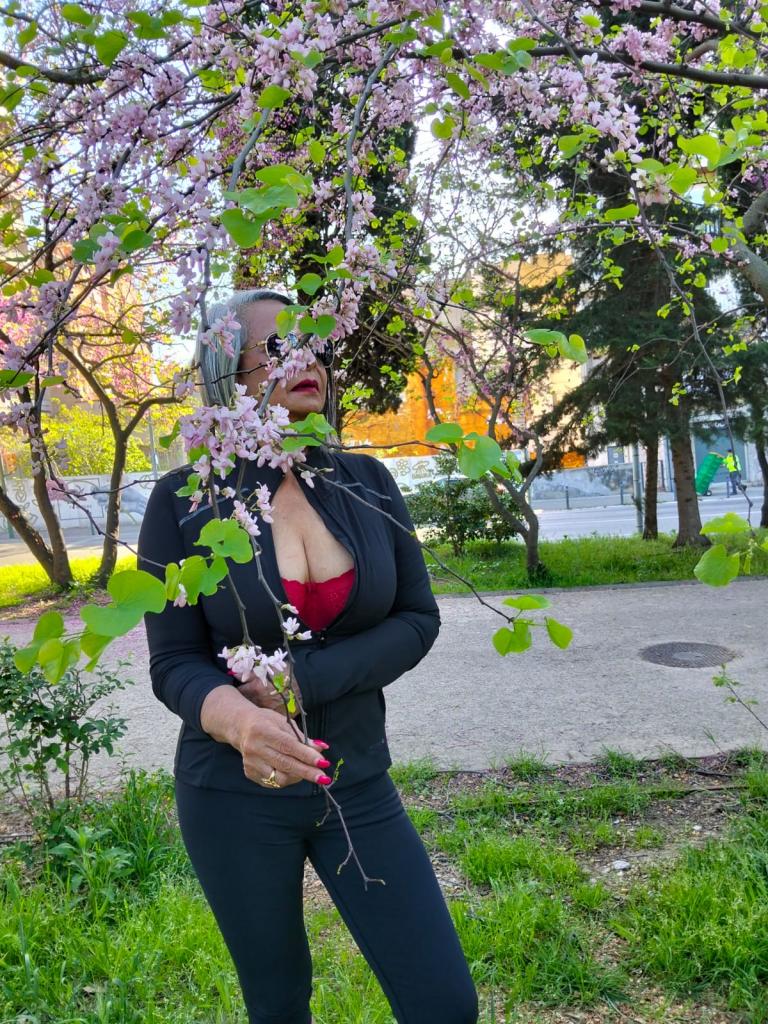 Chica busca chico en Gerona: 