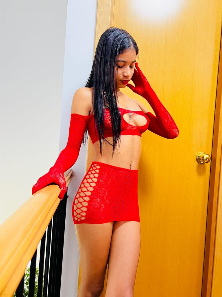 643310426: Chica busca chico en Almería