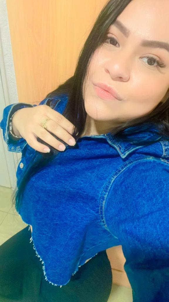 Chica busca chico en Granada: 