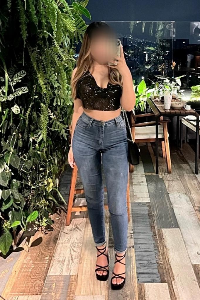 Chica busca chico en Murcia: 