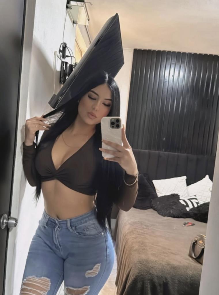 Chica busca chico en Menorca: 