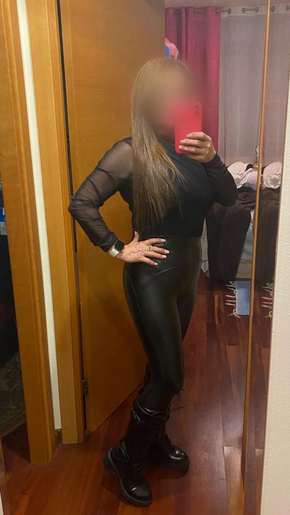 Chica busca chico en Lérida: 