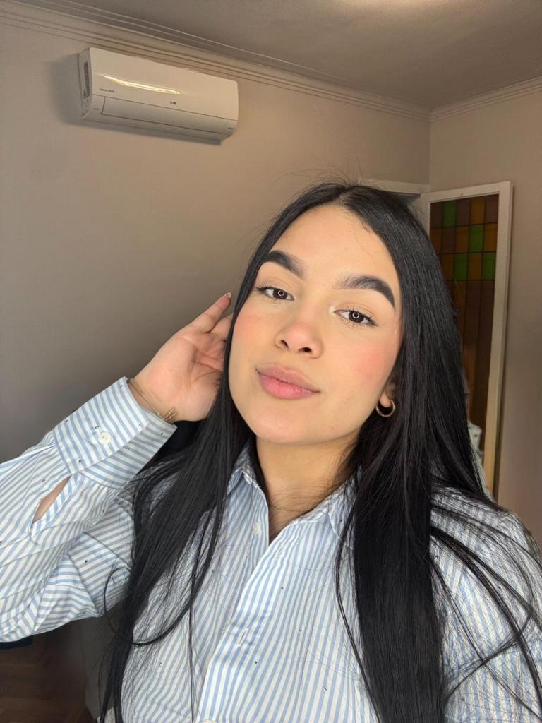 Chica busca chico en Valencia: Chica busca chico