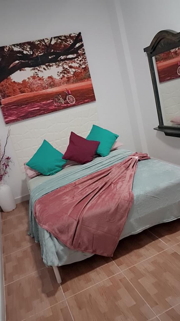 610382332: Chica busca chico en Las Palmas