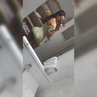 647317855: Chica busca chico en Sevilla