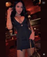 631349409: Chica busca chico en Barcelona