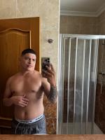 697165304: Chico busca chica en Cantabria