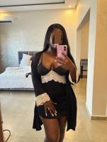 624244428: Chica busca chico en Madrid