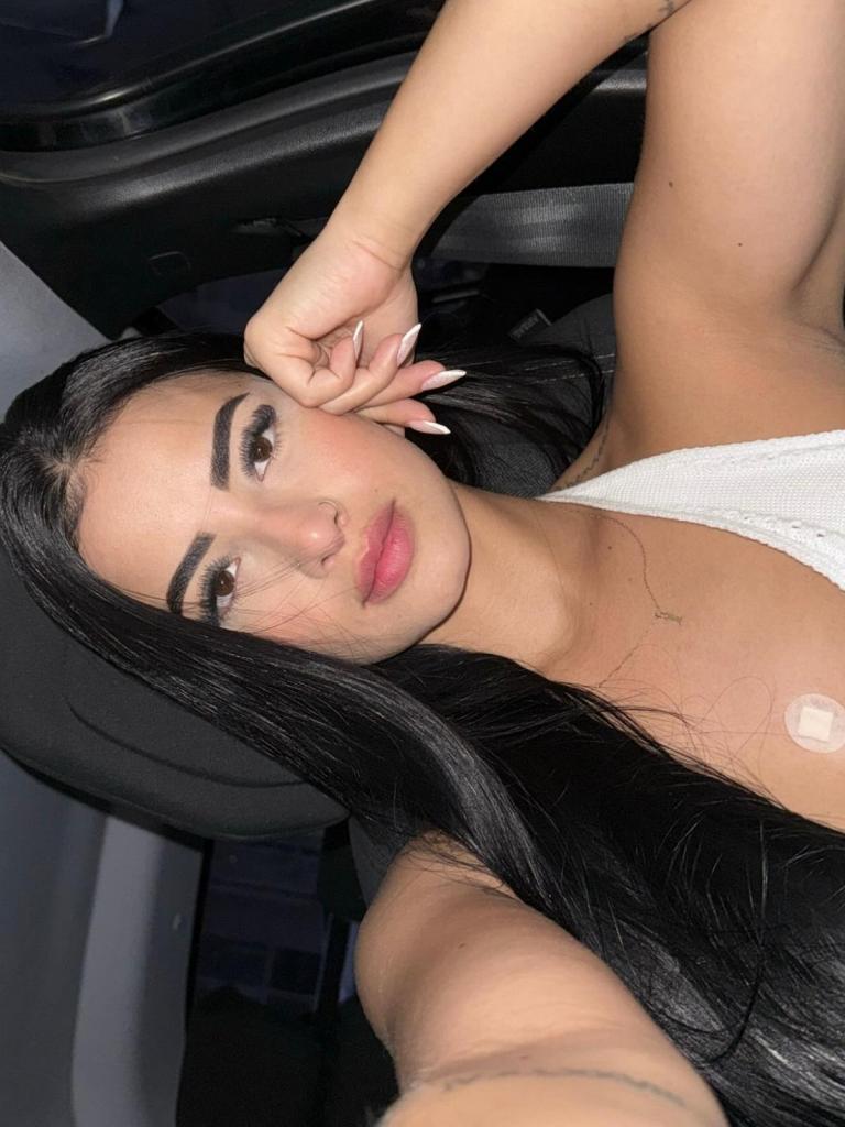 613831654: Chica busca chico en Cádiz