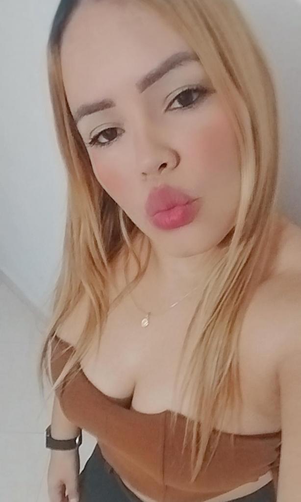 Chica busca chico en Barcelona: Chica busca chico