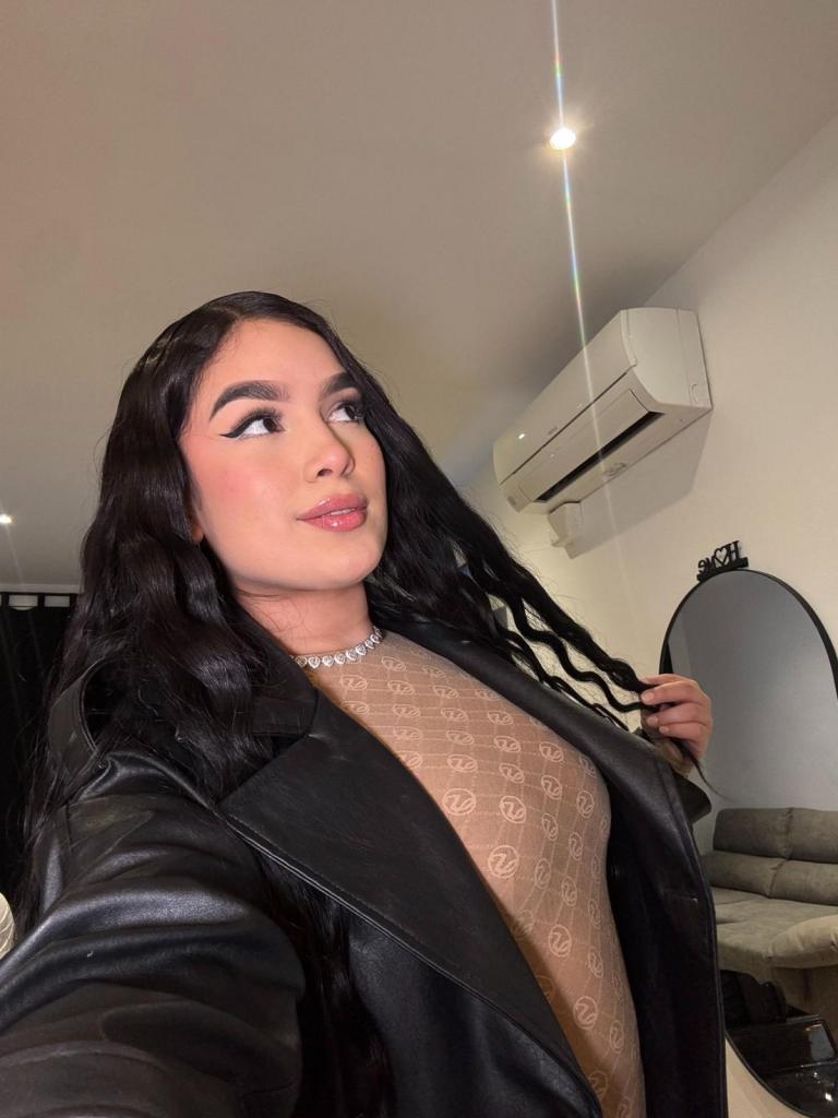 Chica busca chico en Valencia: Chica busca chico