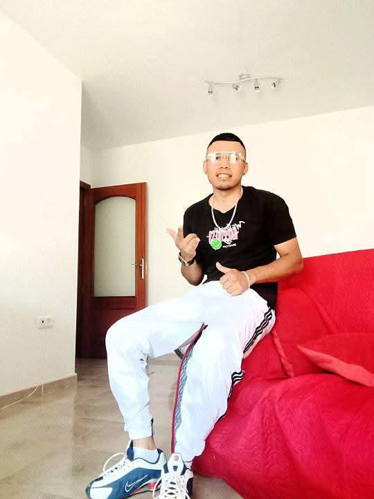 Chico busca chica en Navarra: 