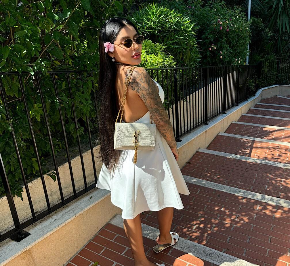 Chica busca chico en Granada: 