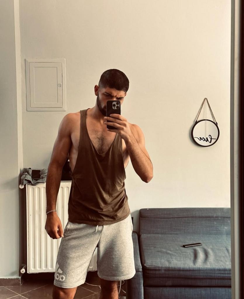 Chico busca chica en Lérida: 