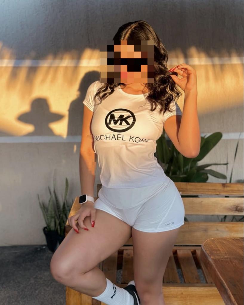 Chica busca chico en Cádiz: 