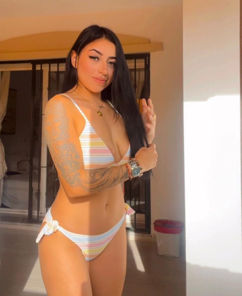 Chica busca chico en Cádiz: 