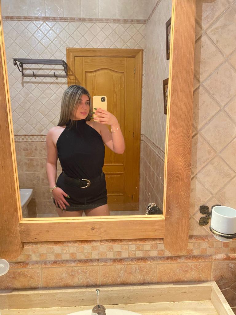 Chica busca chico en Almería: 