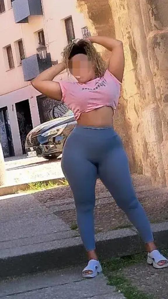 Chica busca chico en Pontevedra: 