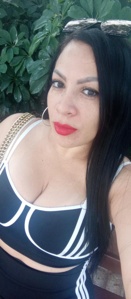 Chica busca chico en Tenerife: 