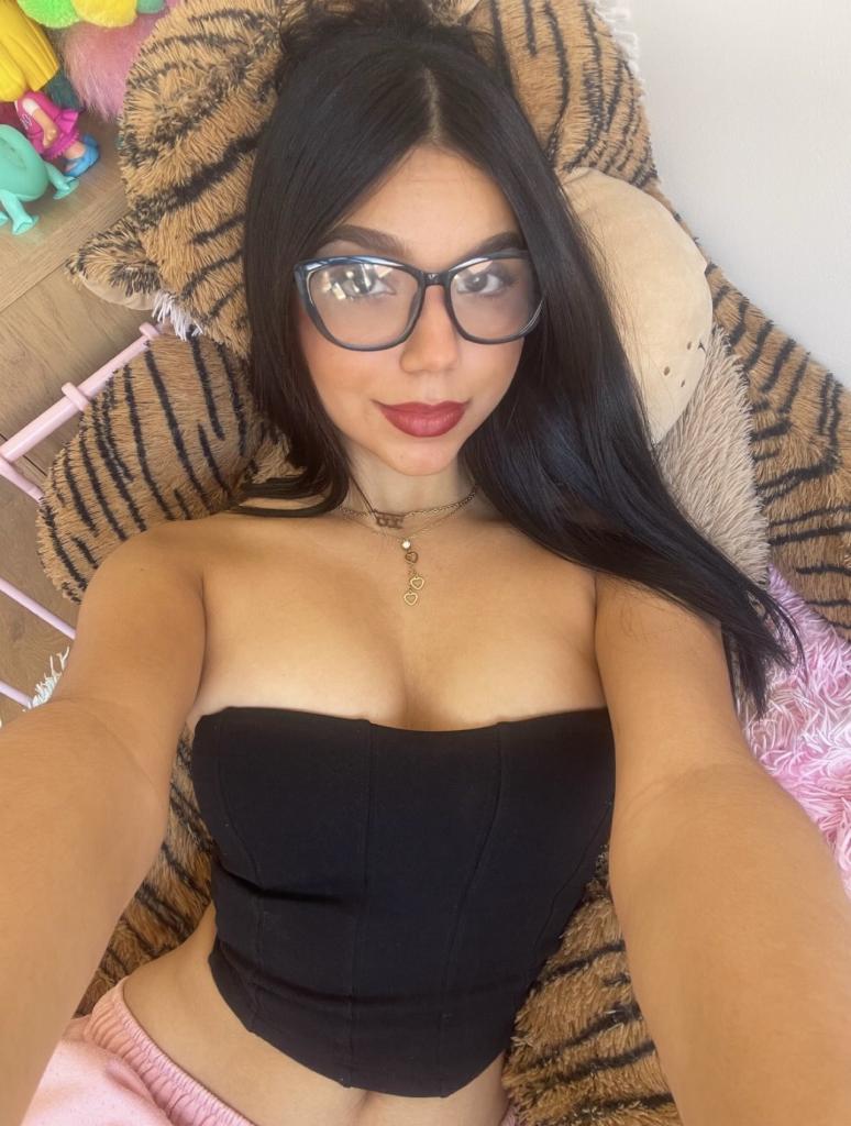 Chica busca chico en Murcia: 