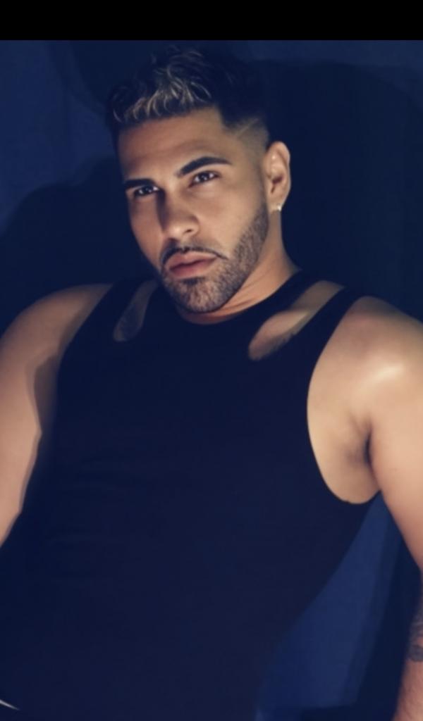 Chico busca chica en Mallorca: 