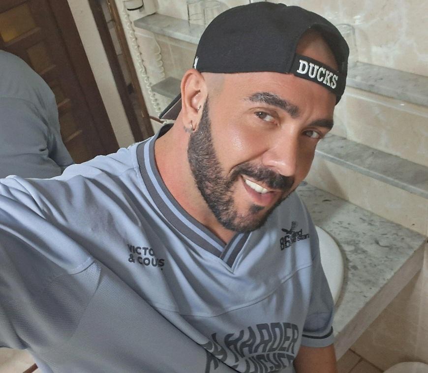 Chico busca chica en Las Palmas: 