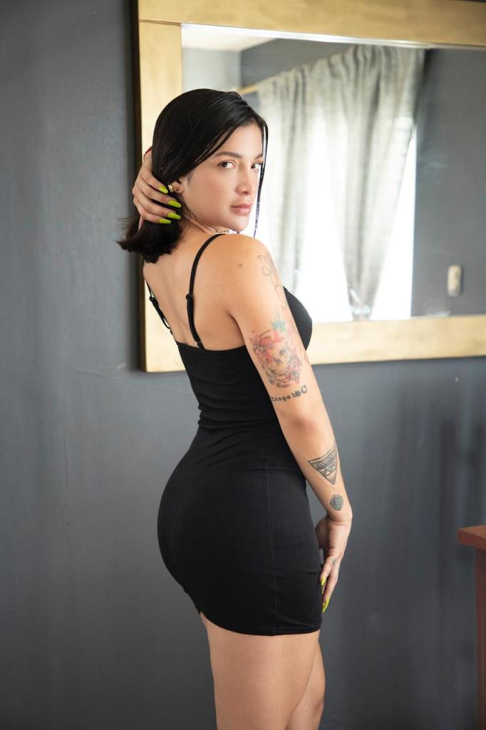 Chica busca chico en Barcelona: 