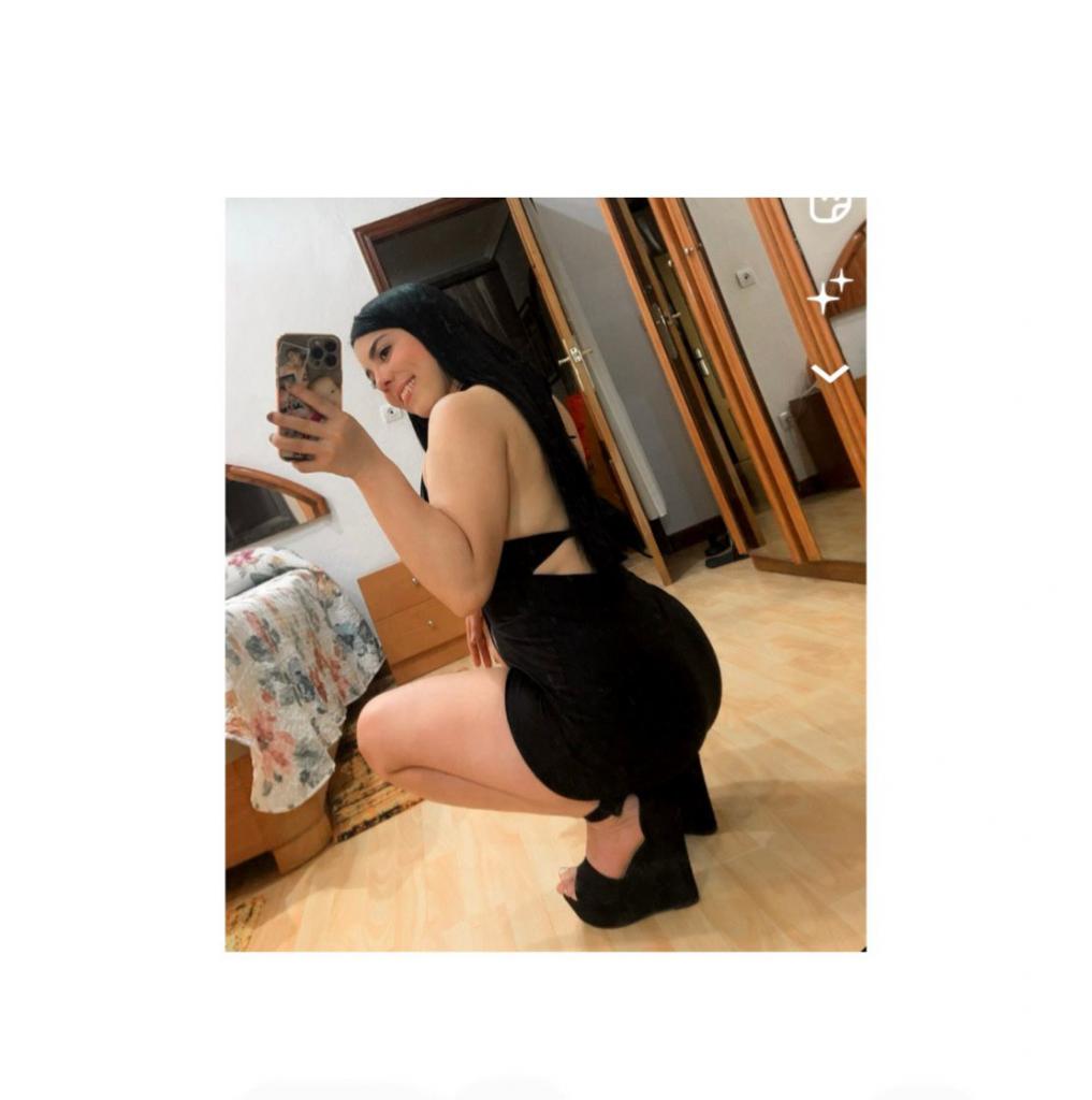 Chica busca chico en Huelva: Chica busca chico