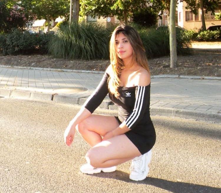 Chica busca chico en Almería: 