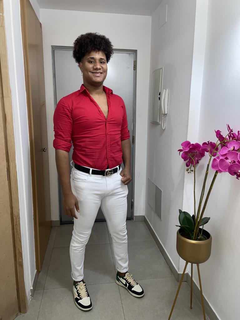 603643710: Chico busca chica en Barcelona