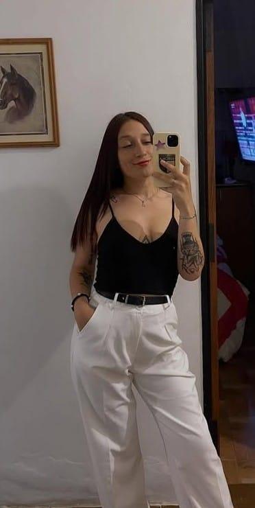 Chica busca chico en Almería: 