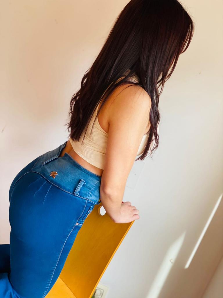 Chica busca chico en La Coruña: 