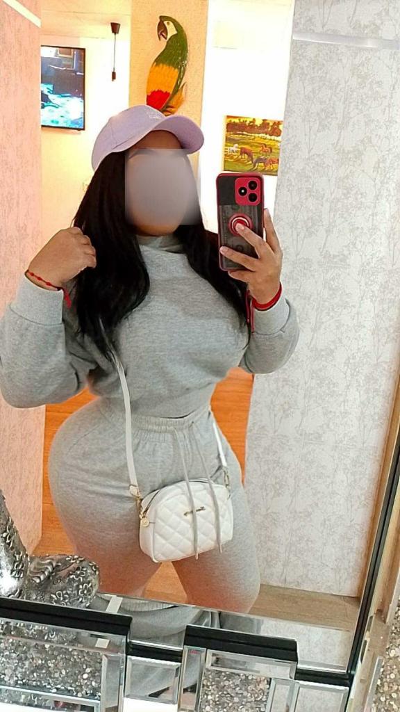 Chica busca chico en Cádiz: 